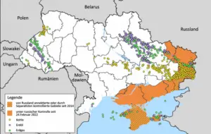 Eine Karte der Ukraine, in der Energierohstoffvorkommen und die zwischen Russland und der Ukraine umstrittenen Gebiete eingezeichnet sind.