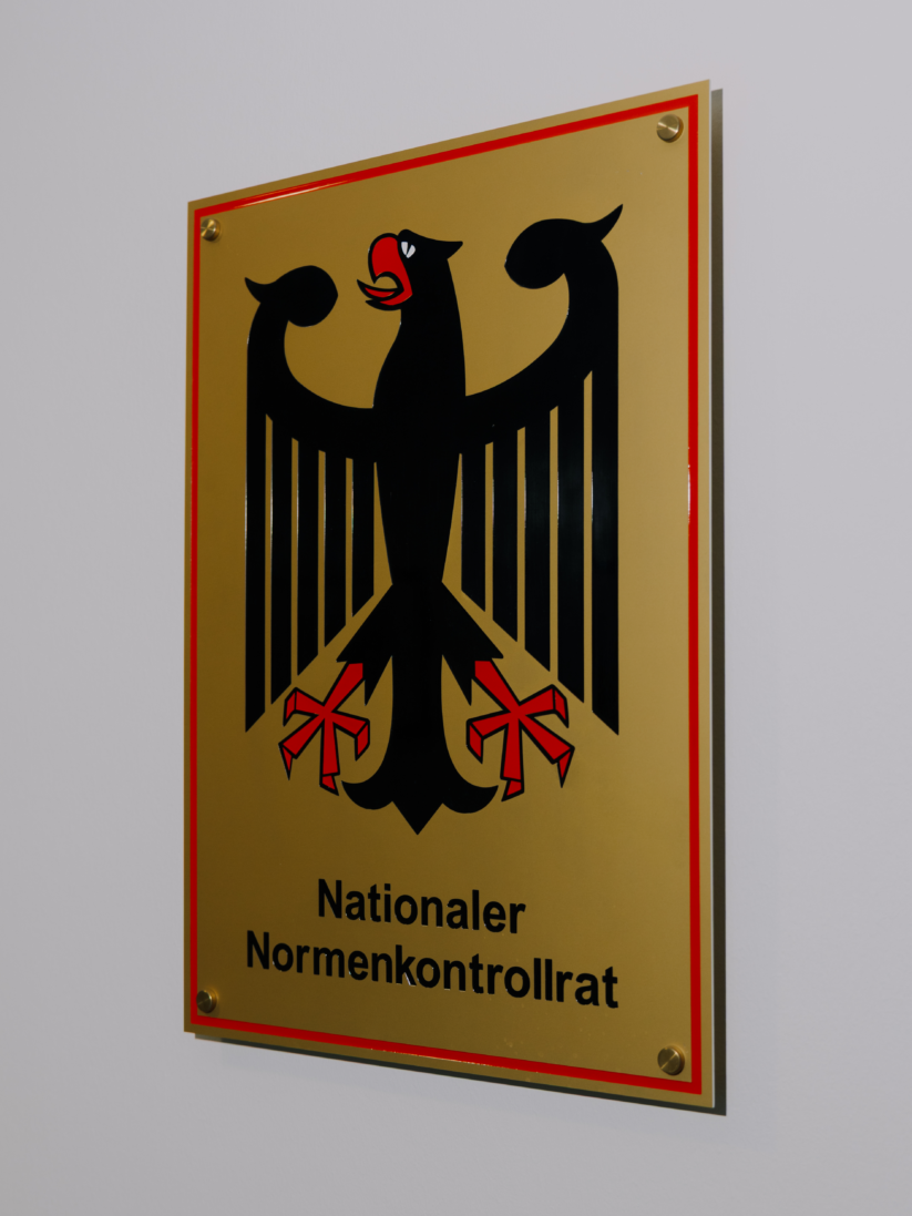 header-sehr-gross (823x1097 px) Wappen des Nationalen Normenkontrollrates